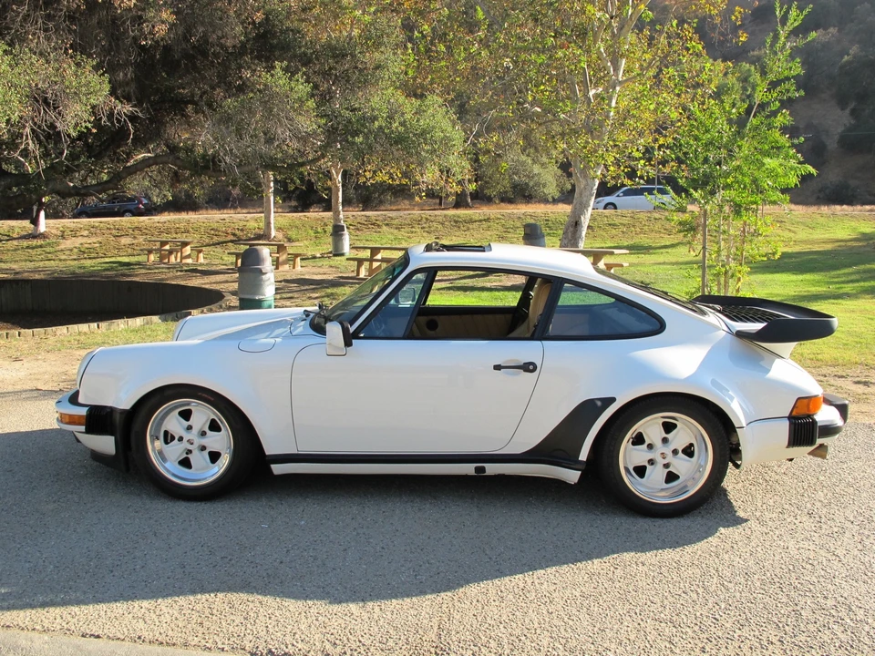 1986 Porsche 930 Turbo - Image 5 of 31