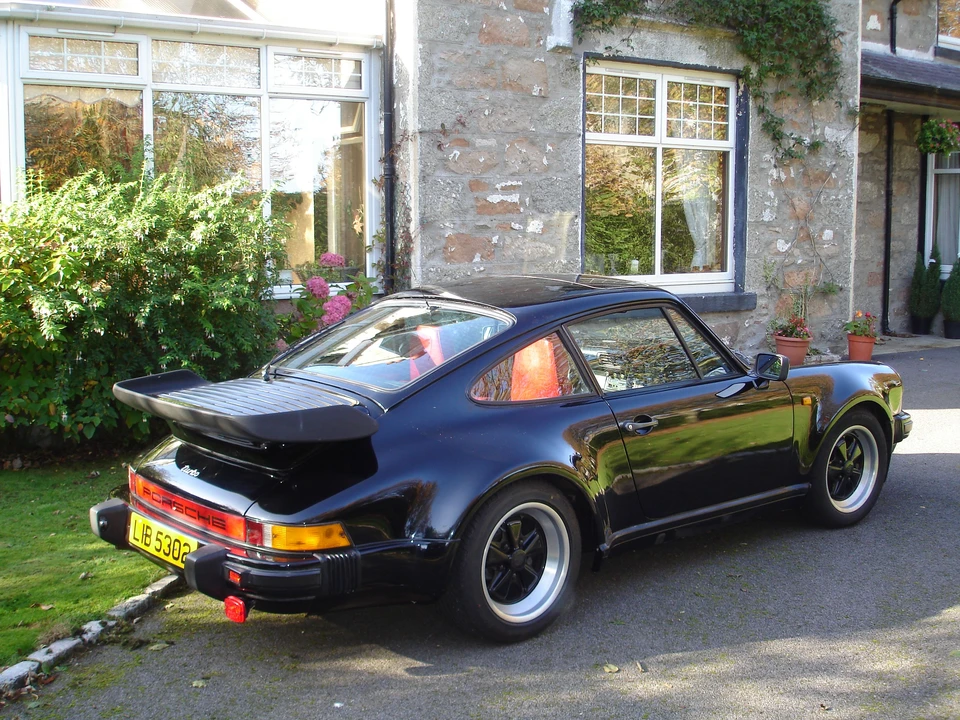 1986 Porsche 930 Turbo - Image 10 of 11