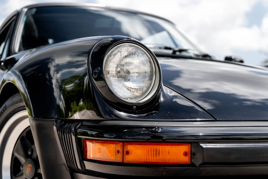 1986 Porsche 930 Turbo - Image 27 of 31