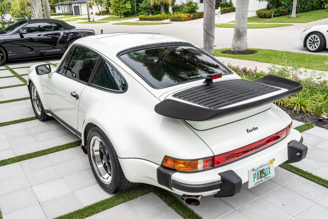 1986 Porsche 930 Turbo - Image 12 of 31