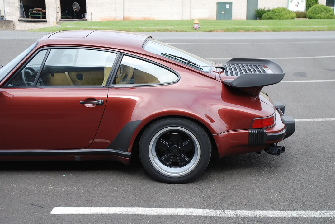 1986 Porsche 930 Turbo - Image 10 of 31