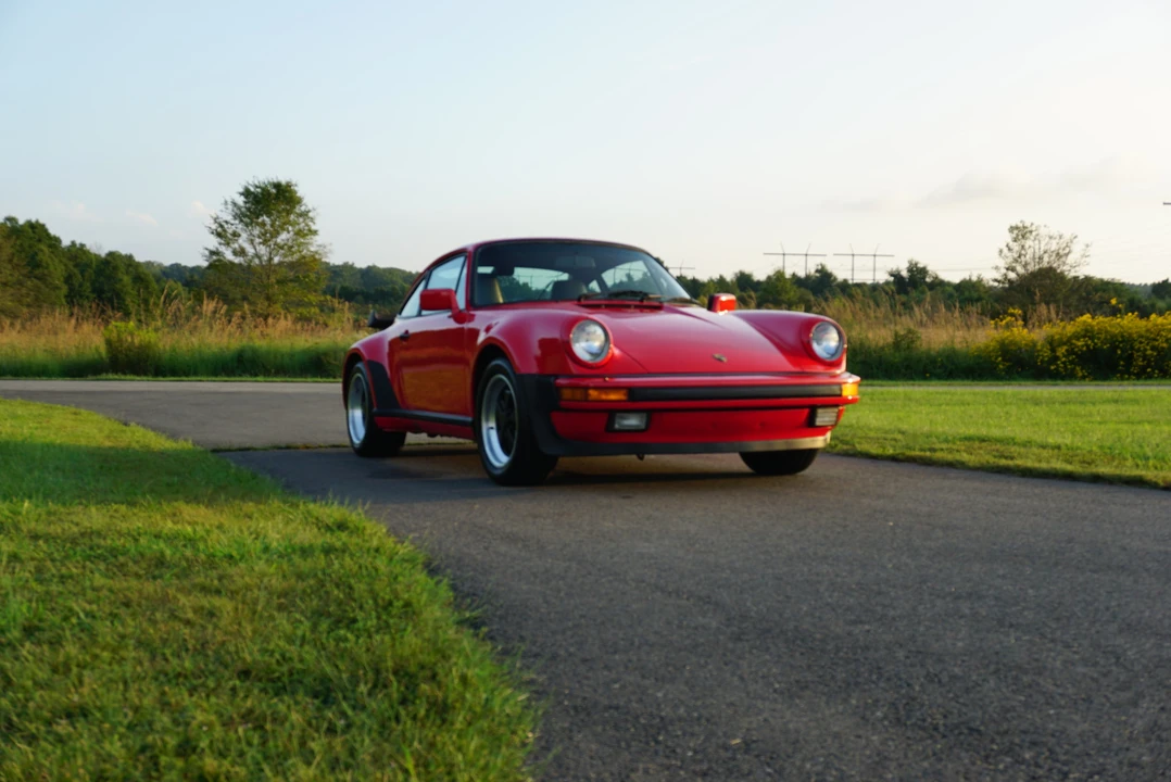 1986 Porsche 930 Turbo - Image 14 of 31