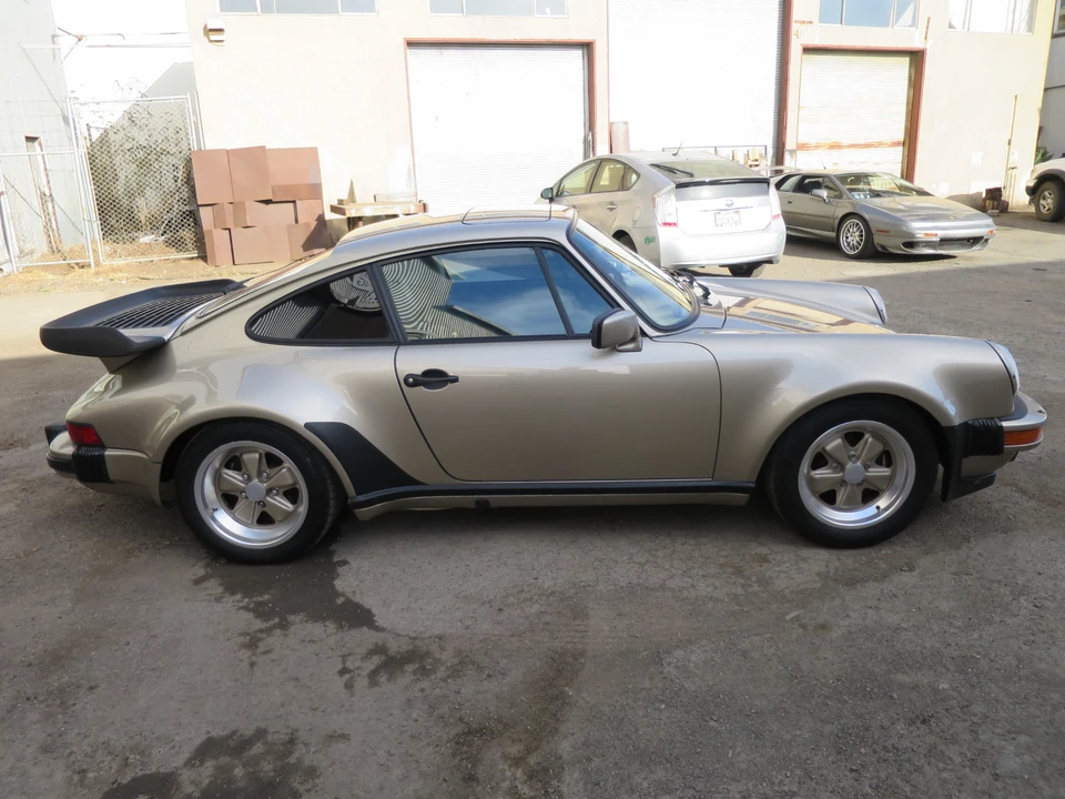 1986 Porsche 930 Turbo - Image 11 of 31