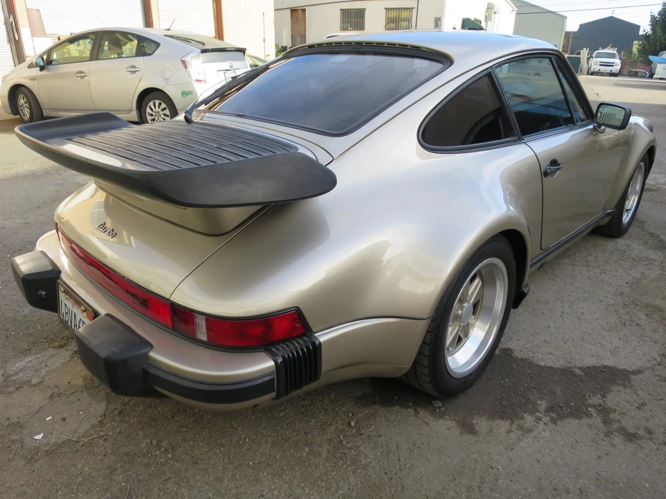 1986 Porsche 930 Turbo - Image 13 of 31