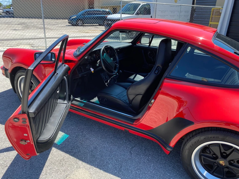 1986 Porsche 930 Turbo - Image 2 of 3