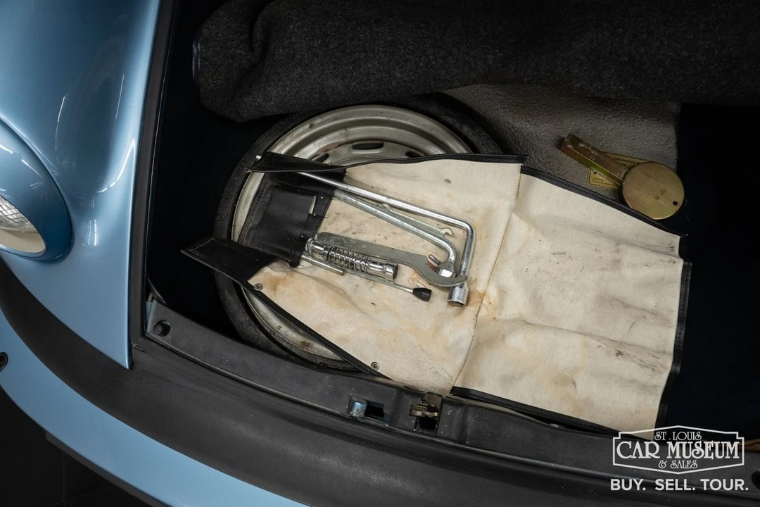1986 Porsche 911 Carrera 3.2 - Image 17 of 21