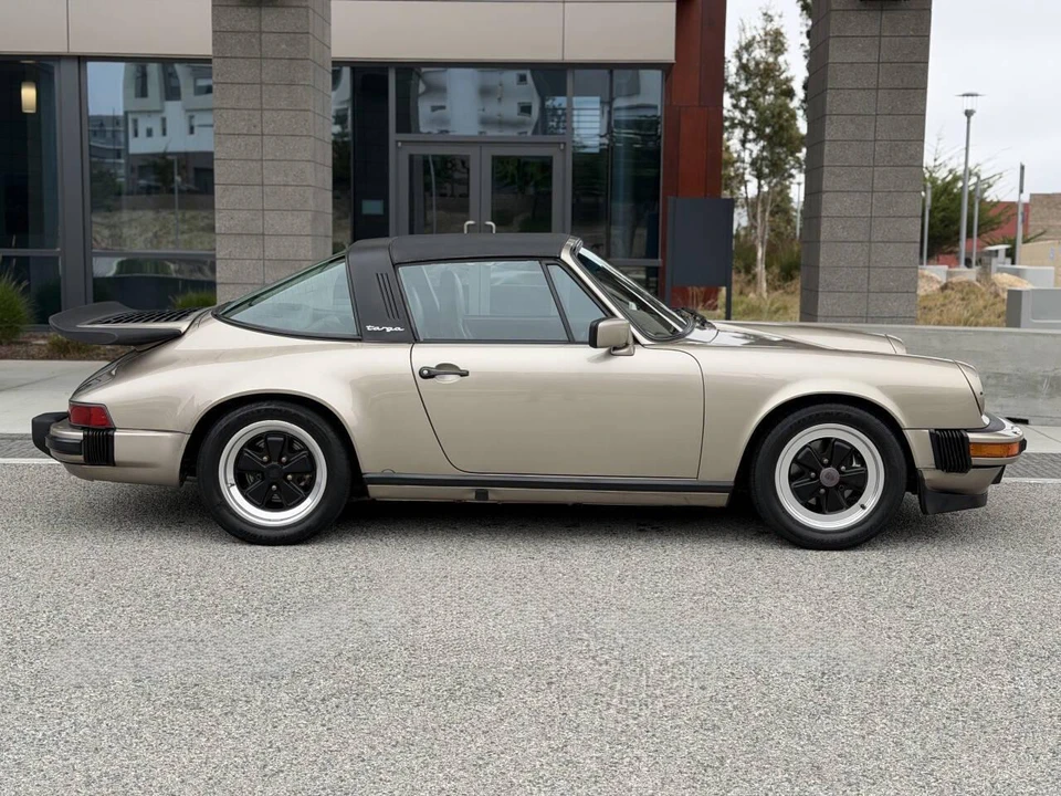 1986 Porsche 911 Carrera 3.2 - Image 5 of 31