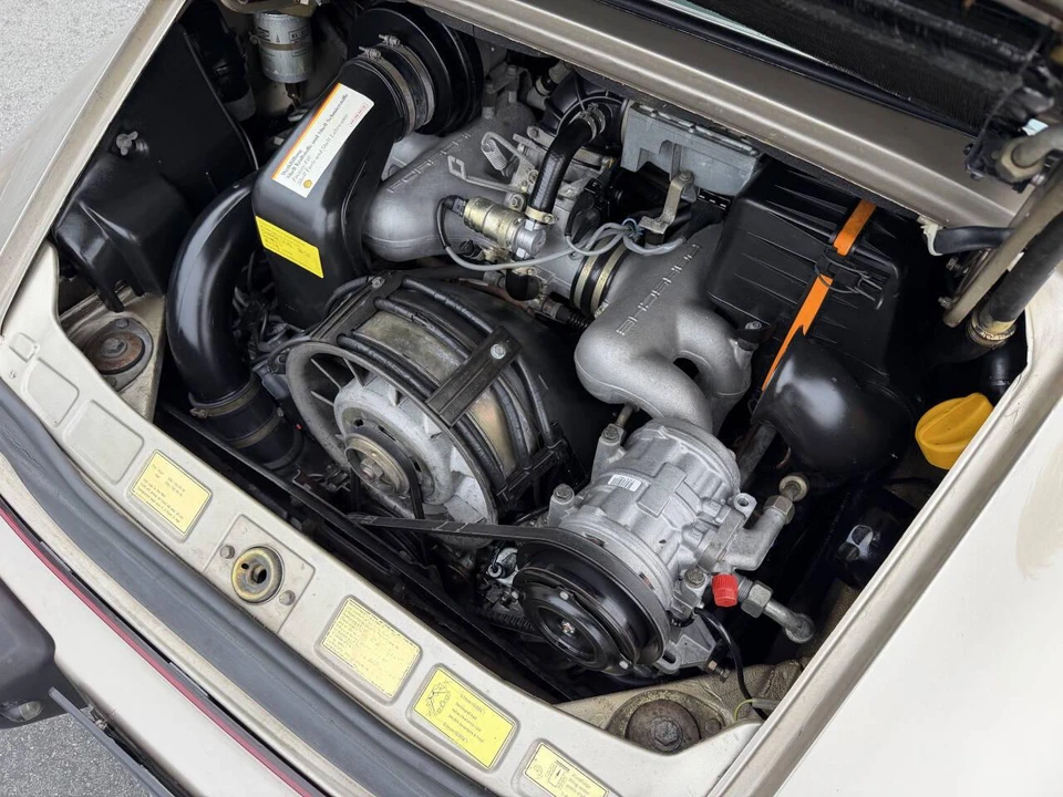 1986 Porsche 911 Carrera 3.2 - Image 21 of 31