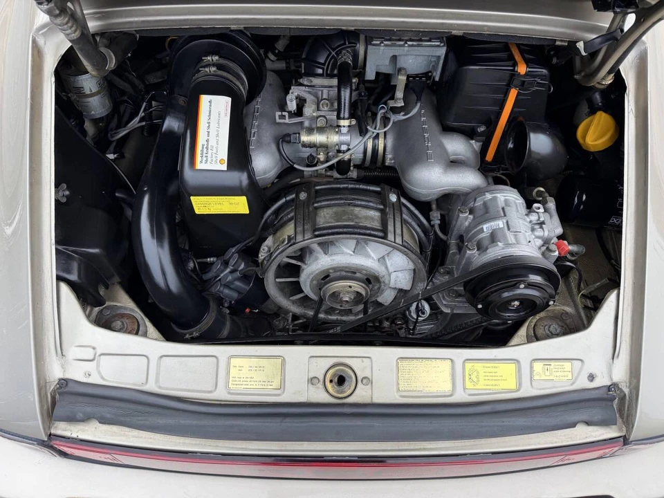 1986 Porsche 911 Carrera 3.2 - Image 20 of 31
