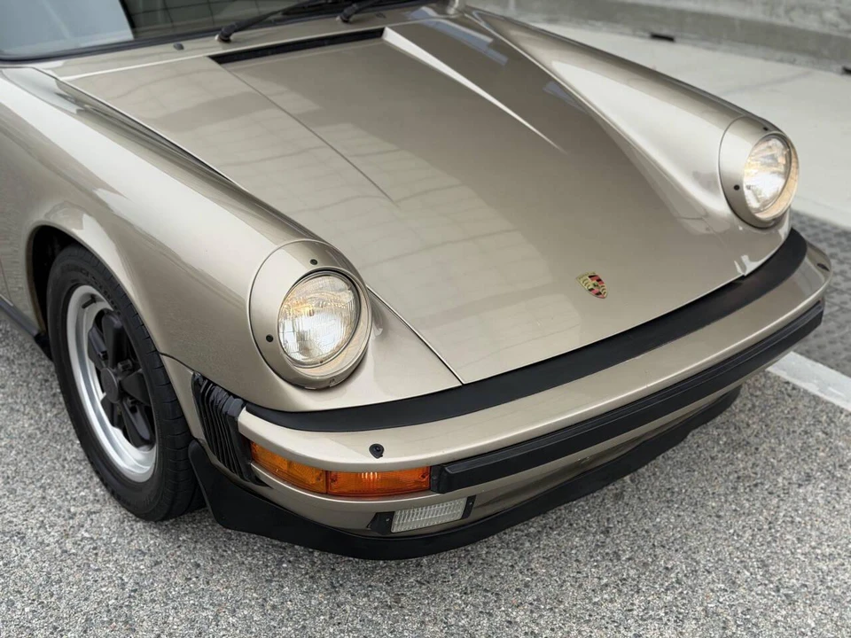 1986 Porsche 911 Carrera 3.2 - Image 30 of 31