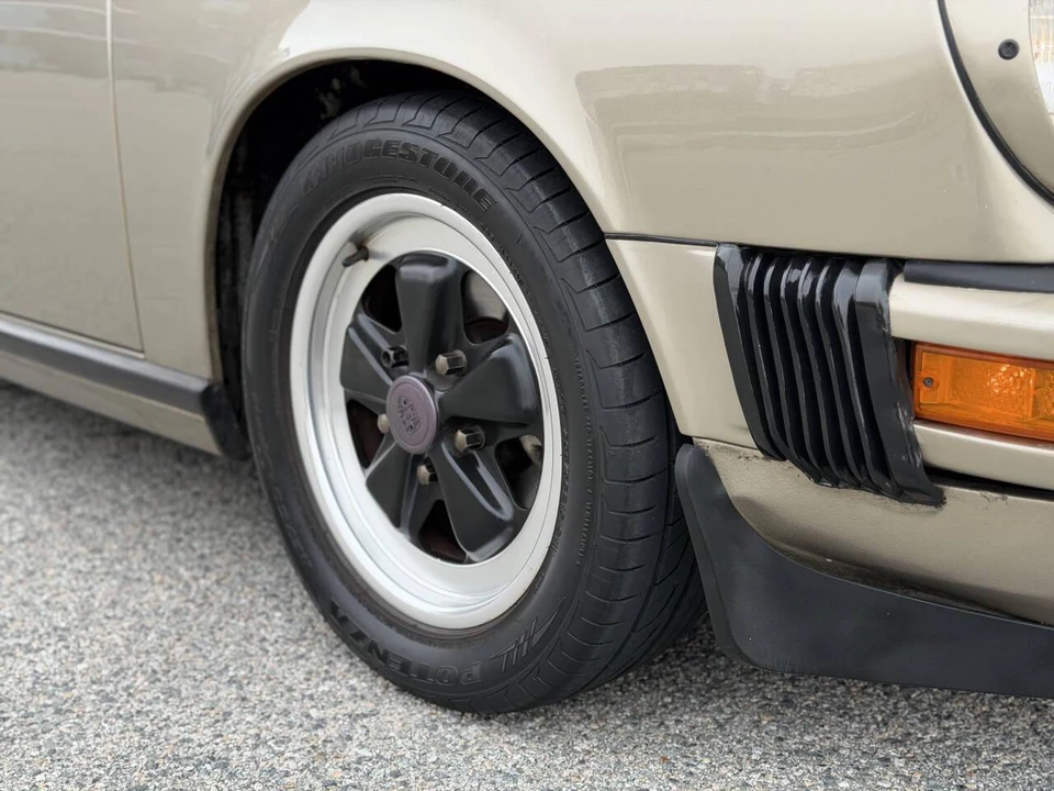 1986 Porsche 911 Carrera 3.2 - Image 29 of 31