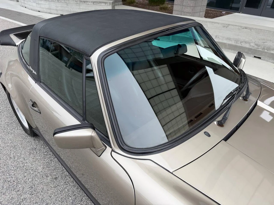 1986 Porsche 911 Carrera 3.2 - Image 28 of 31