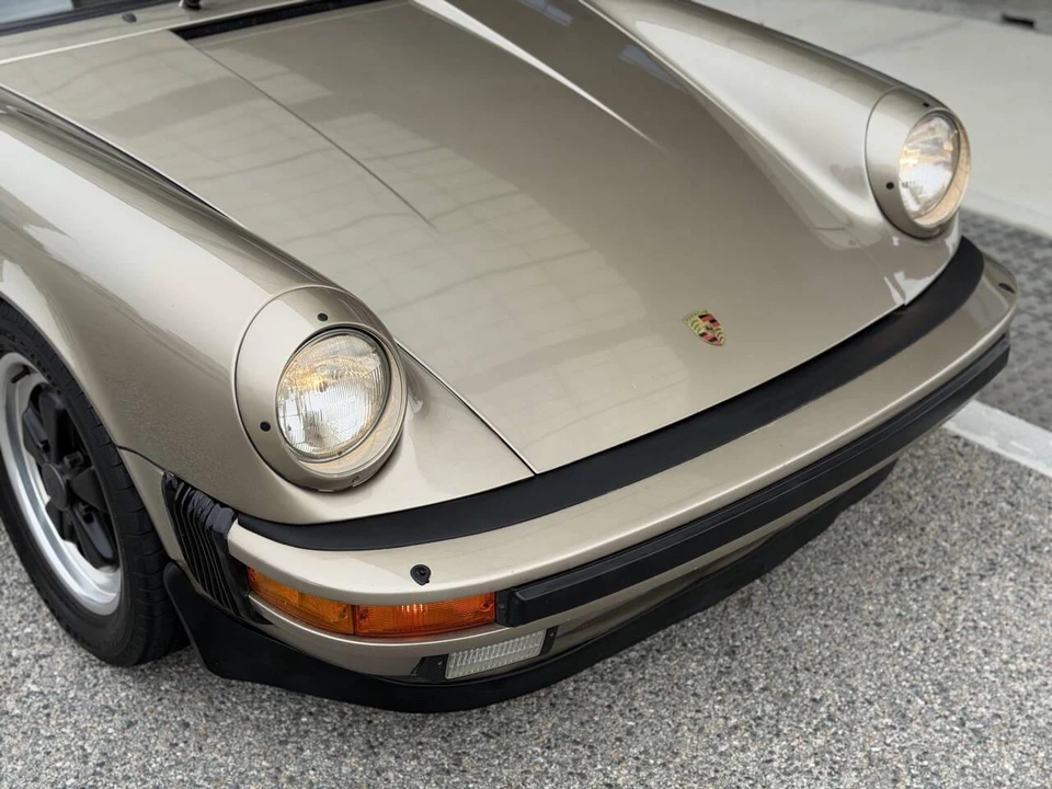 1986 Porsche 911 Carrera 3.2 - Image 26 of 31