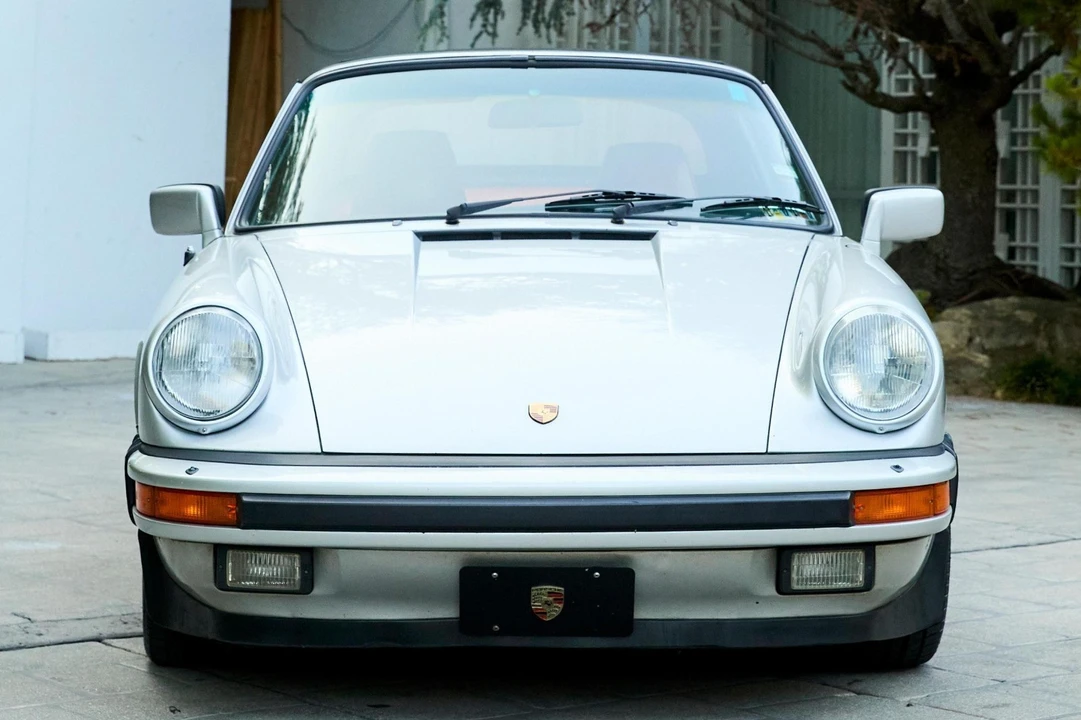 1986 Porsche 911 Carrera 3.2 - Image 2 of 21