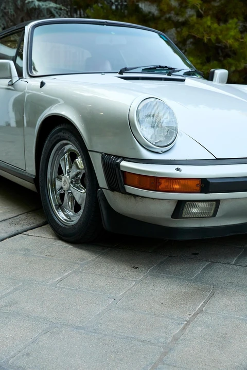 1986 Porsche 911 Carrera 3.2 - Image 15 of 21