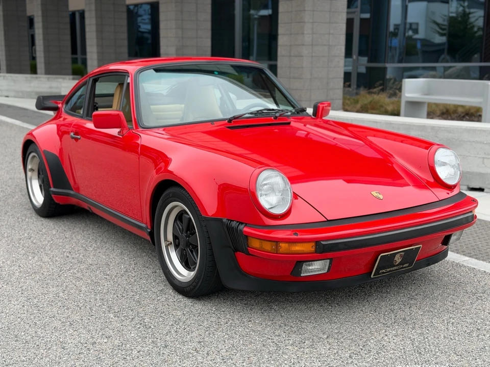 1986 Porsche 911 Carrera 3.2 - Image 2 of 24