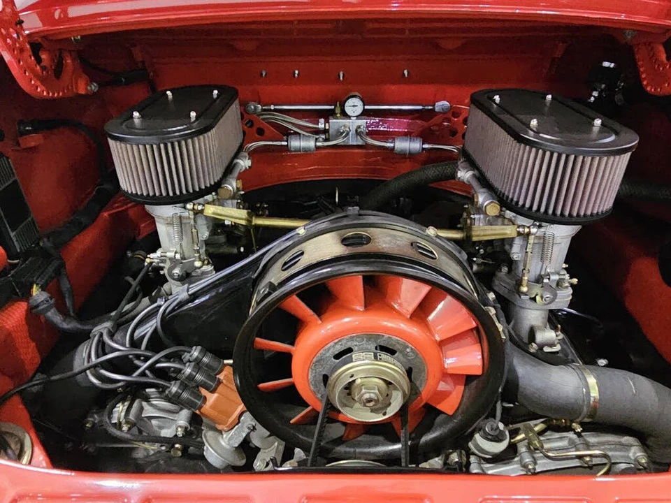 1986 Porsche 911 Carrera 3.2 - Image 25 of 31