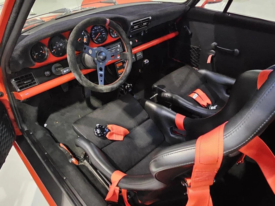 1986 Porsche 911 Carrera 3.2 - Image 2 of 31