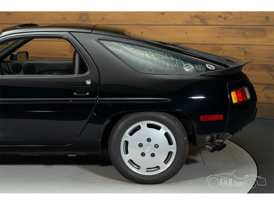 1986 Porsche 924 - Image 9 of 31