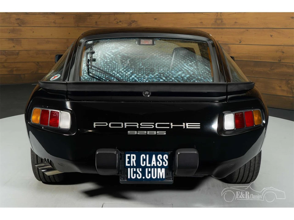 1986 Porsche 924 - Image 12 of 31