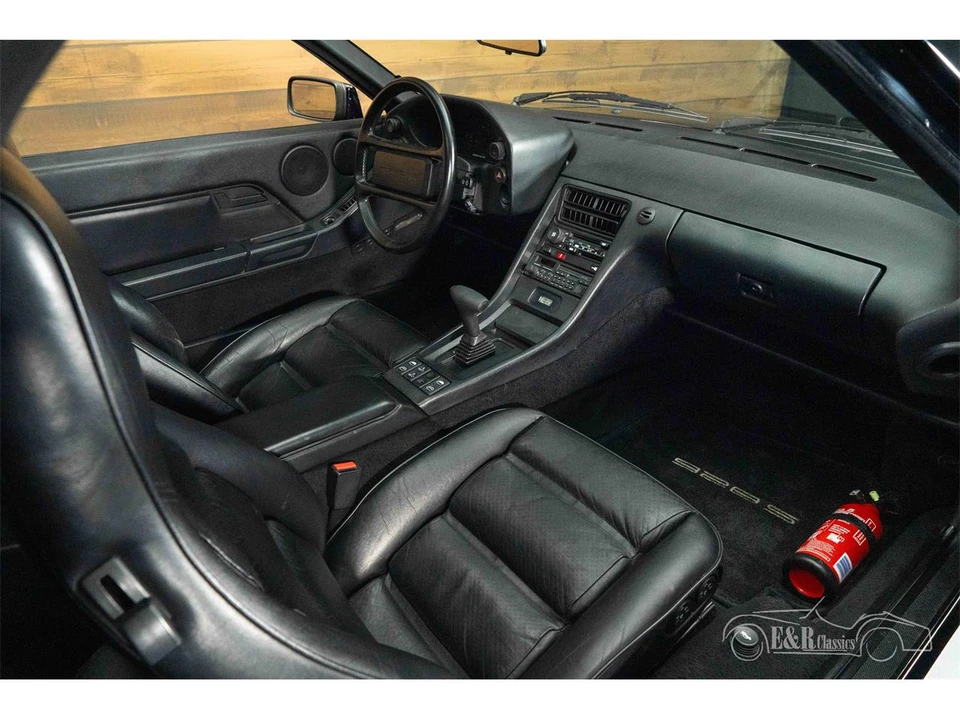 1986 Porsche 924 - Image 24 of 31