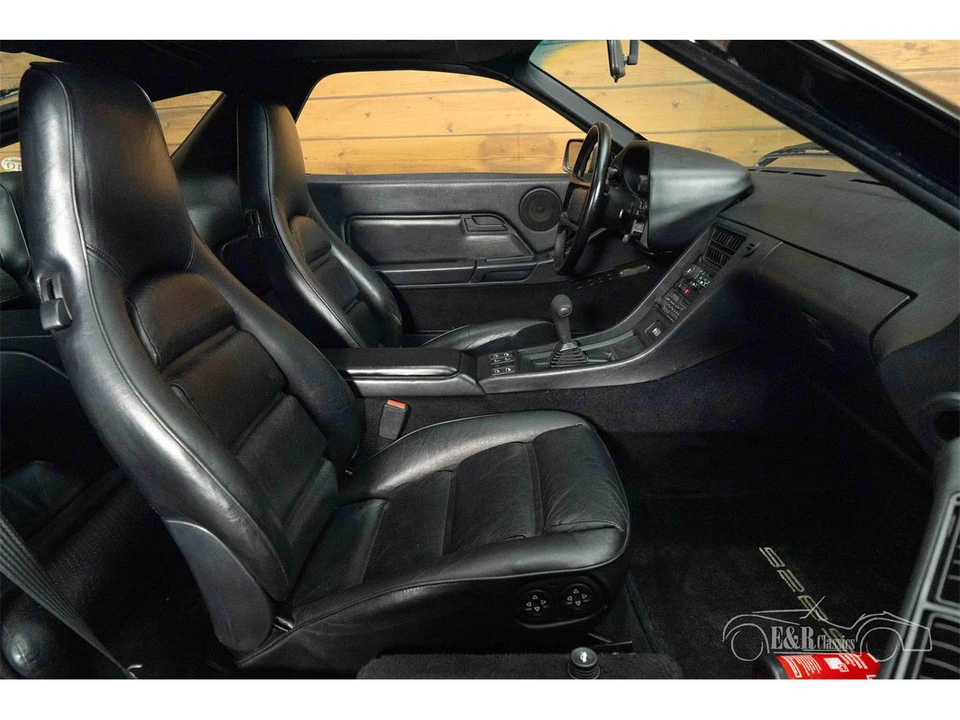1986 Porsche 924 - Image 27 of 31