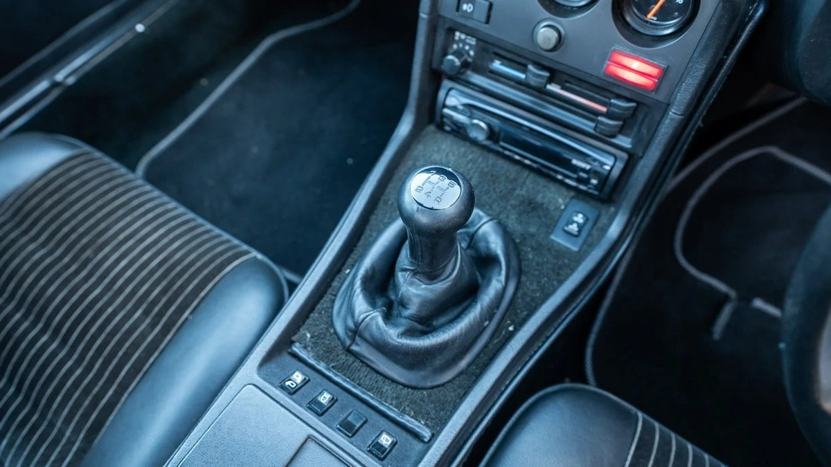 1986 Porsche 924 S - Image 28 of 30