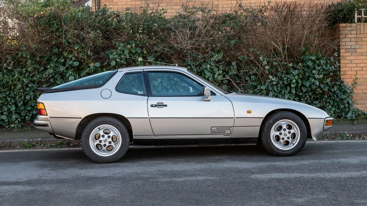 1986 Porsche 924 S - Image 8 of 30