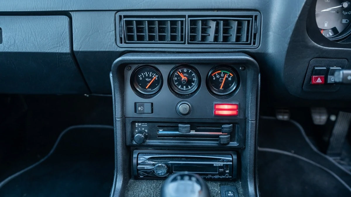 1986 Porsche 924 S - Image 19 of 30