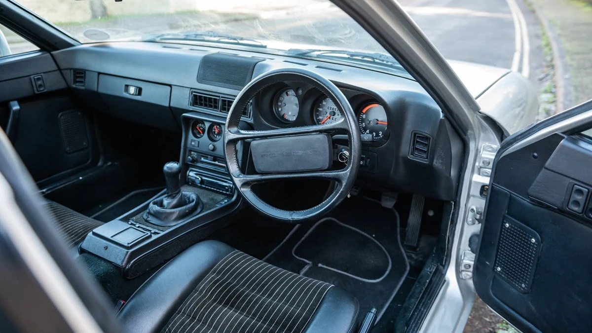 1986 Porsche 924 S - Image 14 of 30