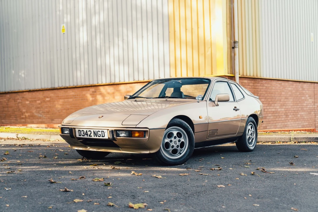 1986 Porsche 924 S - Image 2 of 30
