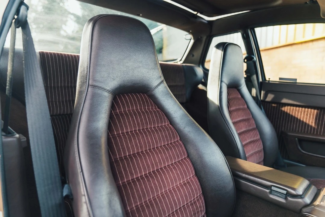 1986 Porsche 924 S - Image 16 of 30