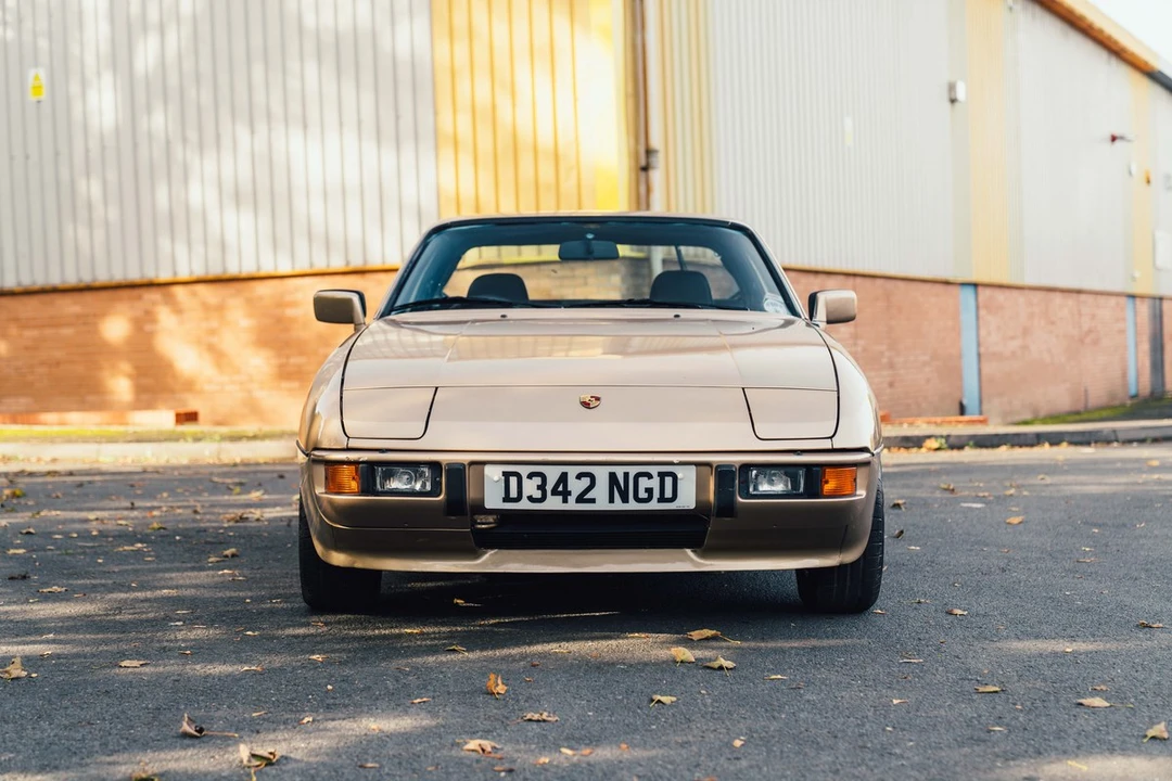 1986 Porsche 924 S - Image 3 of 30