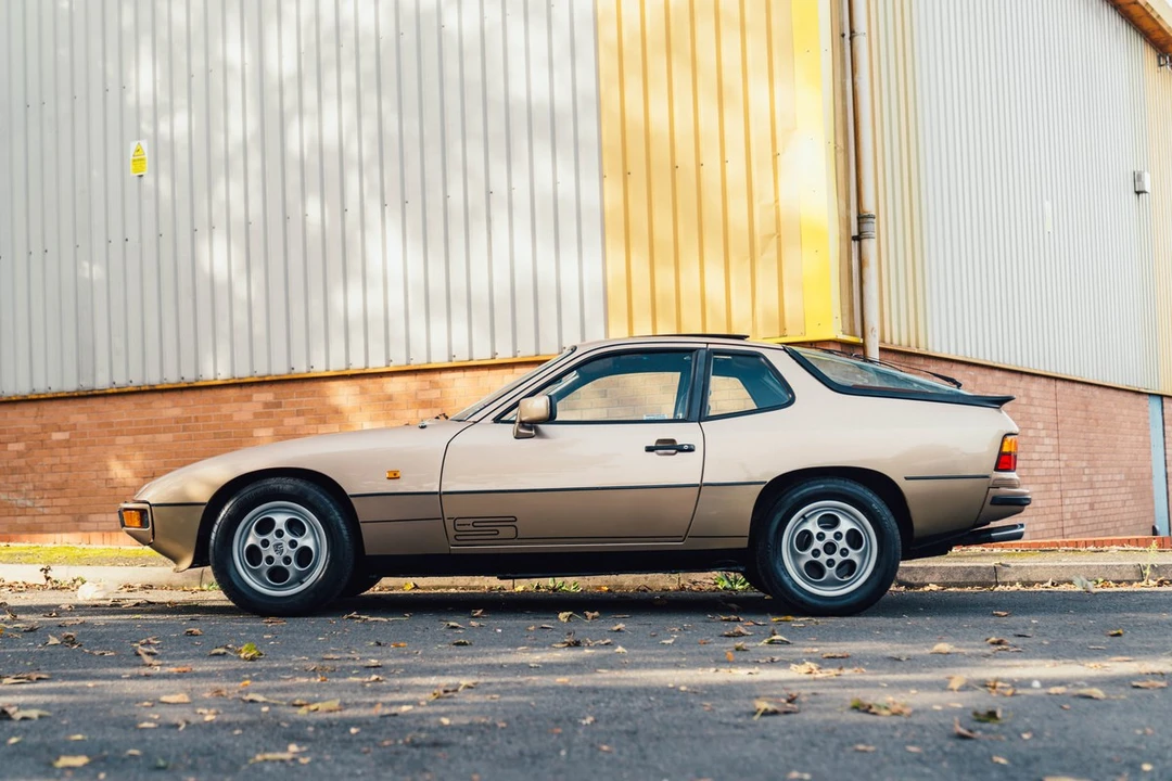 1986 Porsche 924 S - Image 4 of 30