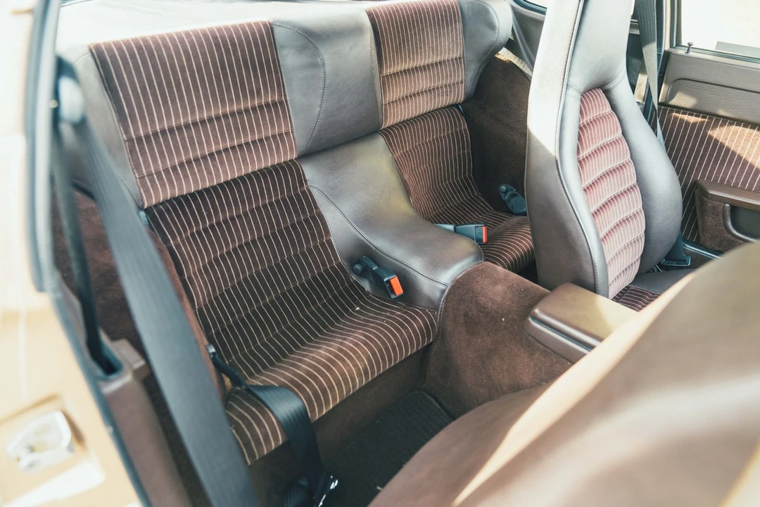 1986 Porsche 924 S - Image 14 of 30