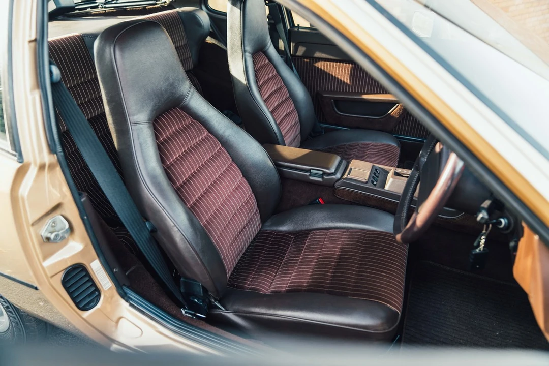 1986 Porsche 924 S - Image 15 of 30