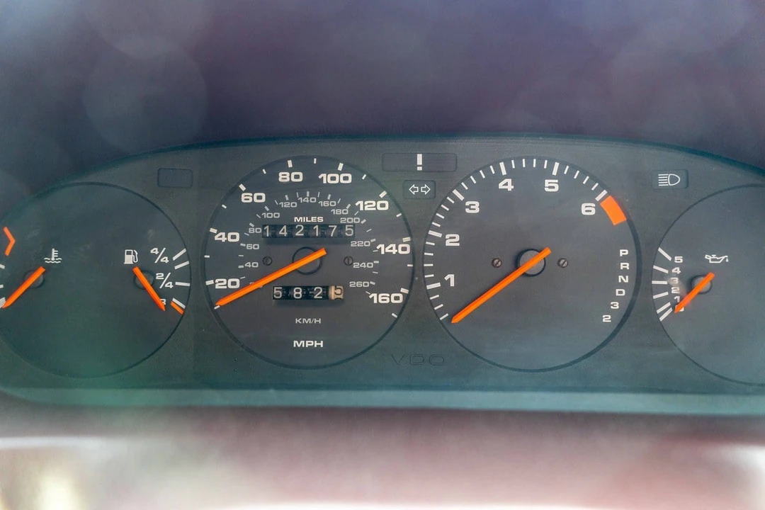 1986 Porsche 928 S - Image 10 of 30