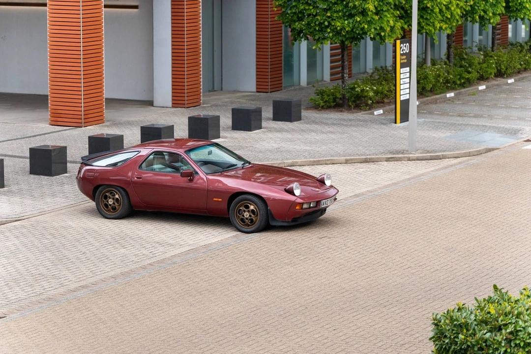 1986 Porsche 928 S - Image 28 of 30