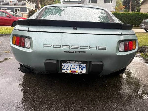 1986 Porsche 928 - Image 4 of 10