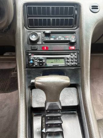 1986 Porsche 928 - Image 8 of 10