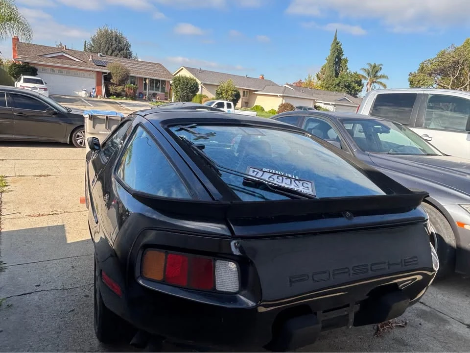 1986 Porsche 928 - Image 8 of 15