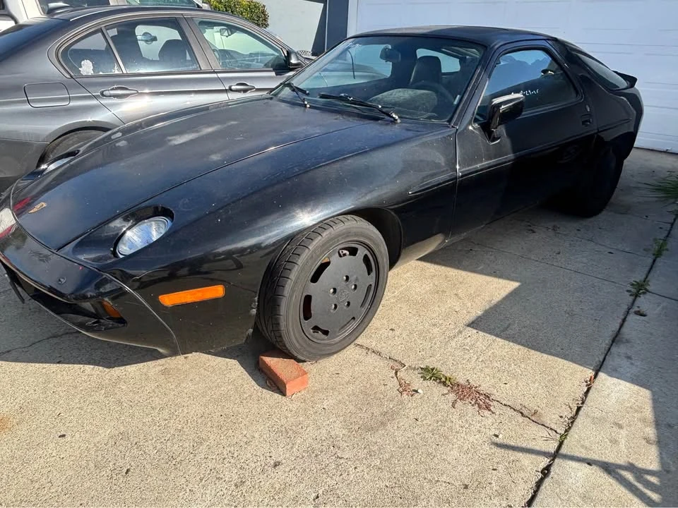 1986 Porsche 928 - Image 10 of 15