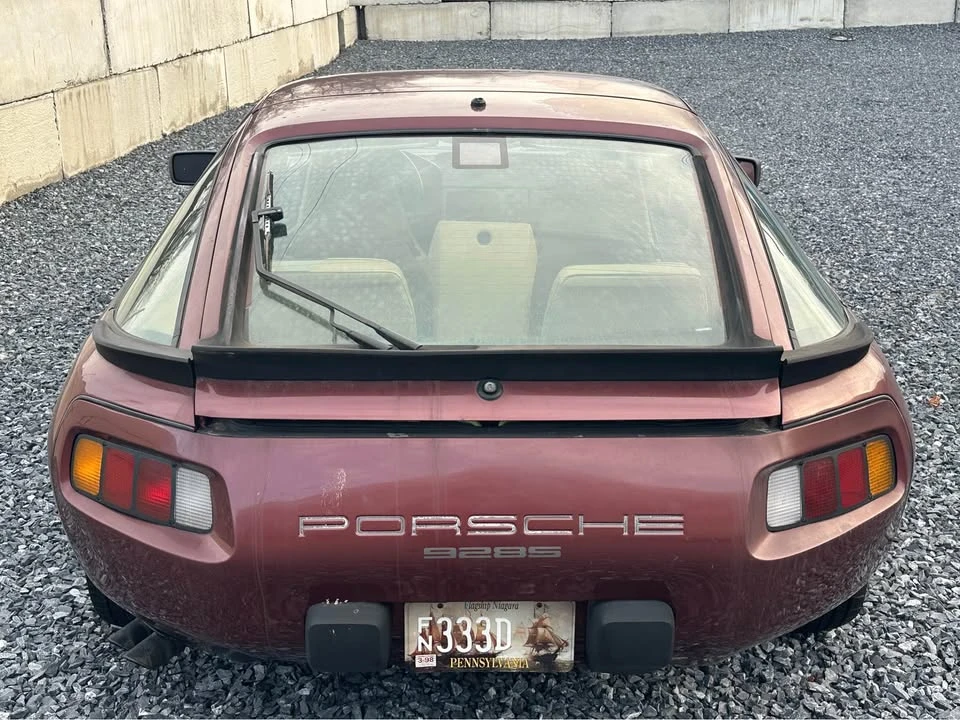 1986 Porsche 928 - Image 8 of 19