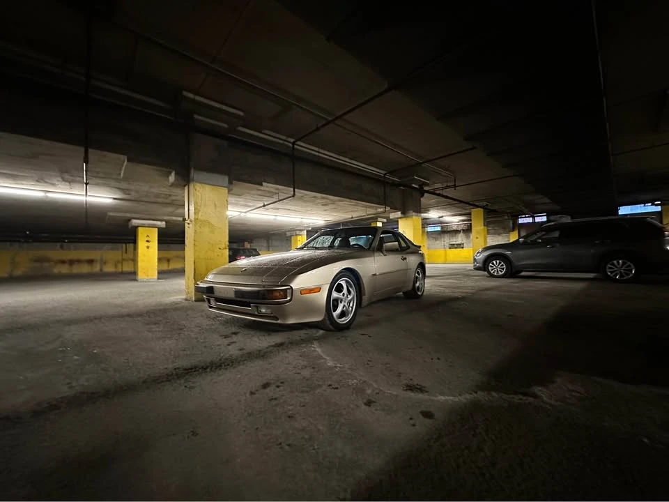 1986 Porsche 928 - Image 9 of 12