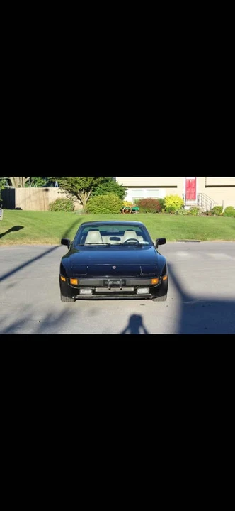1986 Porsche 944 - Image 4 of 5