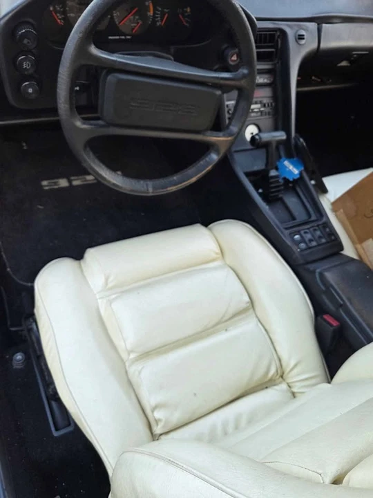 1986 Porsche 928 S - Image 2 of 2