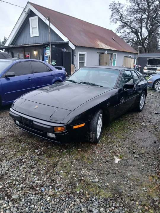 1986 Porsche 928 - Image 2 of 9