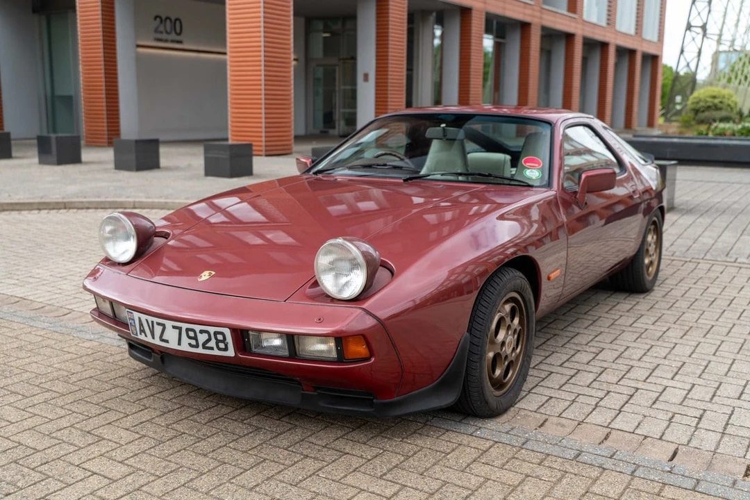 1986 Porsche 928 S - Image 17 of 31
