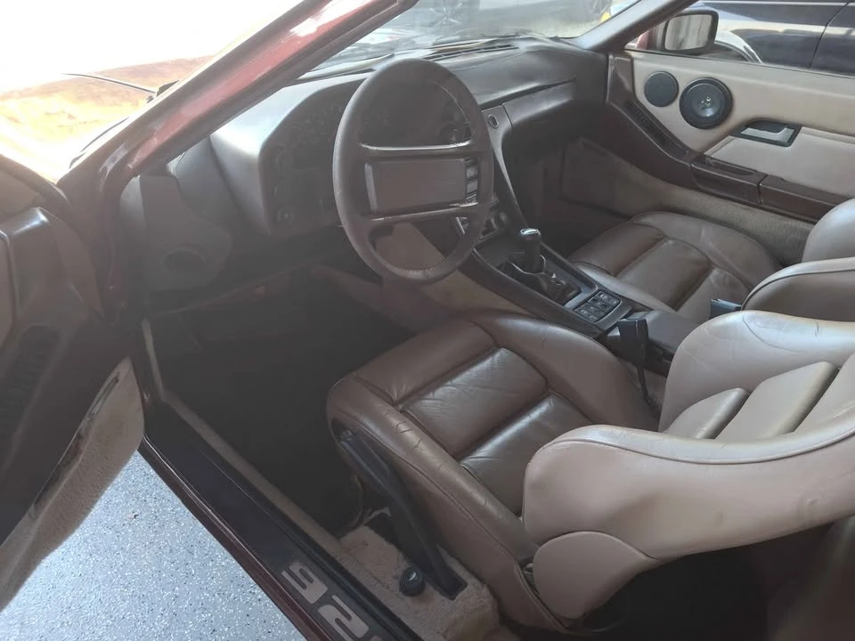 1986 Porsche 928 S - Image 3 of 3