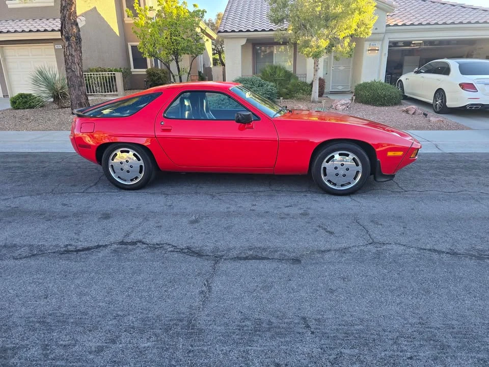 1986 Porsche 928 S - Image 8 of 11